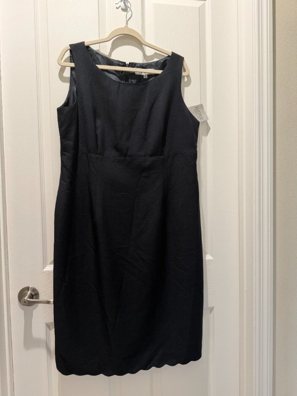 Kasper Sleeveless Sheath Suiting Blue Dress with scalloped hem